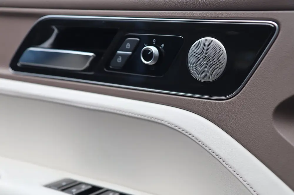 Aiways U5 63kWh Showroom / PANO / ACC / 360 / KEYLESS uit 2023, foto 17