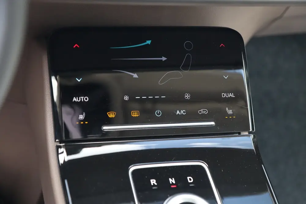 Aiways U5 63kWh Showroom / PANO / ACC / 360 / KEYLESS uit 2023, foto 9