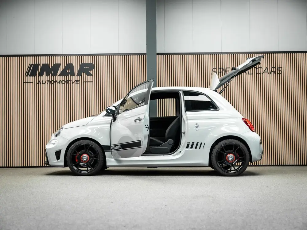 Abarth 500 1.4 T-Jet Abarth 595 Pista | Record Monza uitlaat uit 2019, foto 11