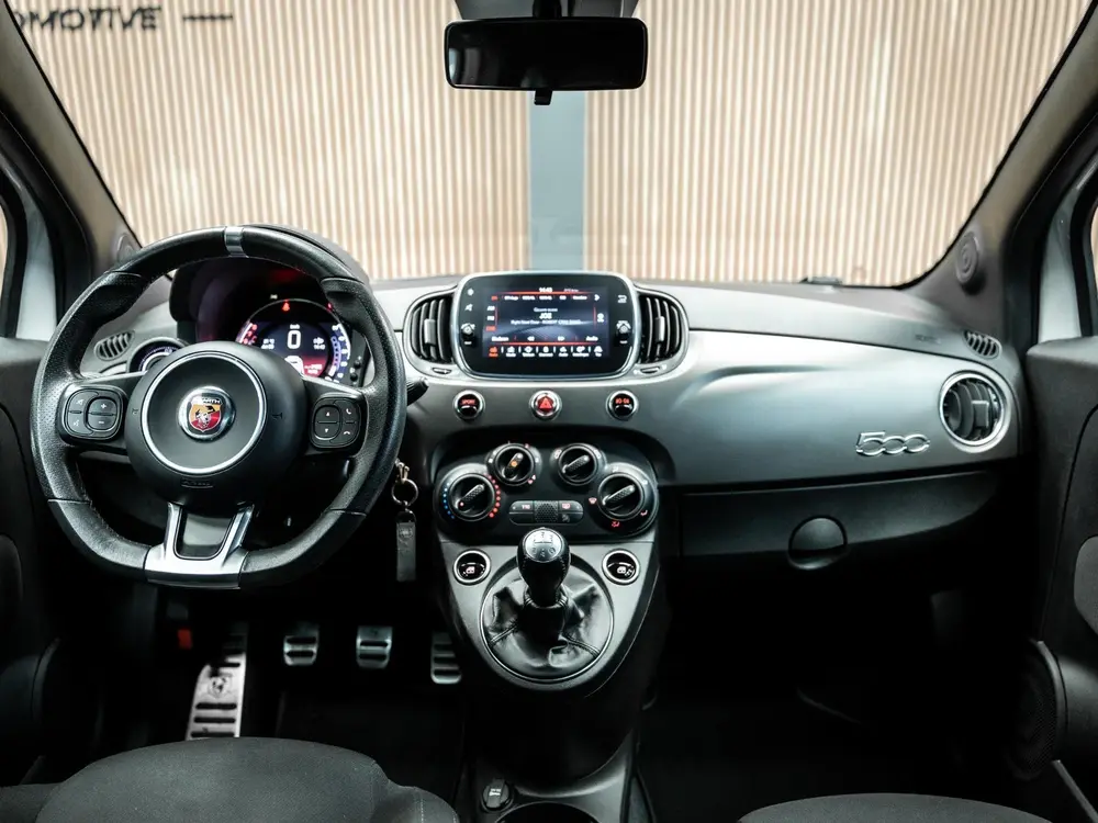 Abarth 500 1.4 T-Jet Abarth 595 Pista | Record Monza uitlaat uit 2019, foto 20
