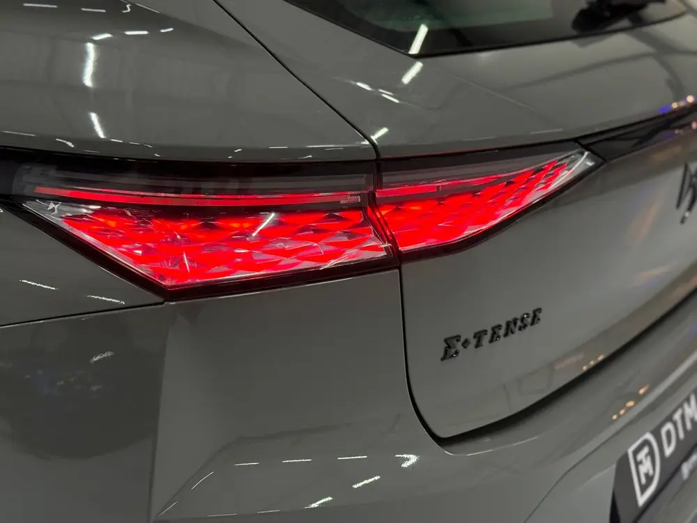 DS Automobiles DS 4 DS 4 E-Tense Performance Line+ E 225 PHEV uit 2023, foto 15