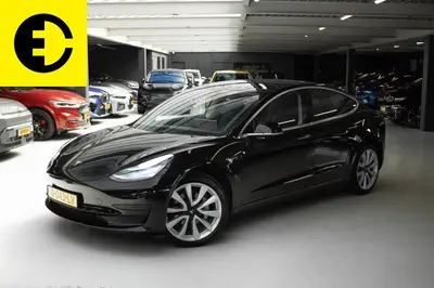 Tesla Model 3 Standard RWD Plus 60 kWh uit 2019