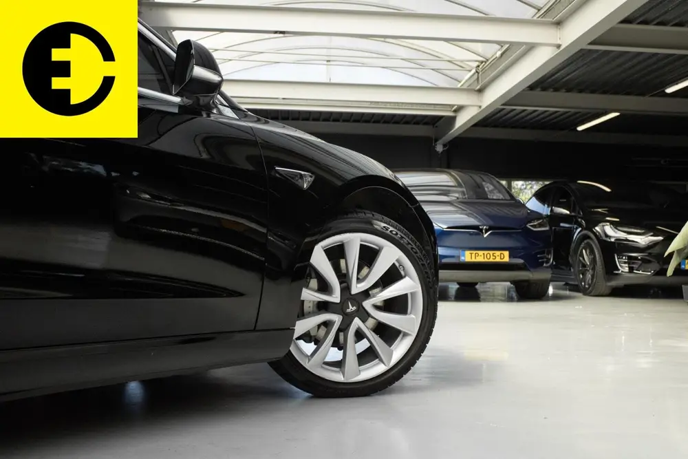 Tesla Model 3 Standard RWD Plus 60 kWh uit 2019, foto 12