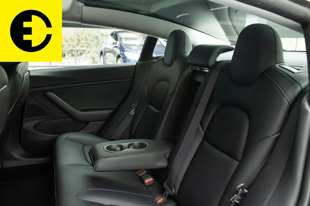 Tesla Model 3 Standard RWD Plus 60 kWh uit 2019, foto 5