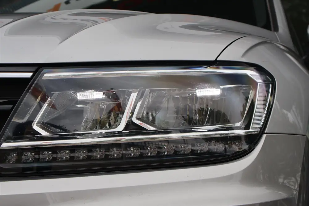 Volkswagen Tiguan 1.5 TSI R-LINE I Camera I Navi I Virtual C uit 2019, foto 4