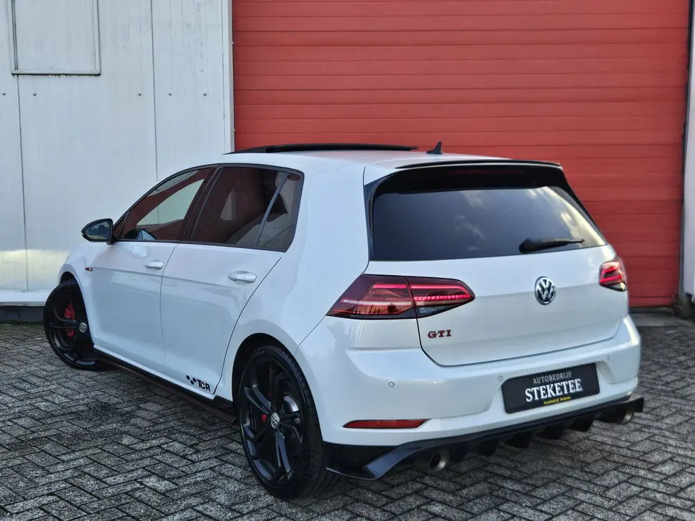 Volkswagen Golf 2.0 TSI GTI TCR | Akrapovic | Pano | ACC | R uit 2019, foto 2