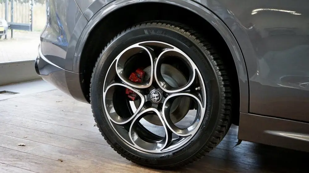 Alfa Romeo Stelvio 2.0 T AWD Veloce uit 2020, foto 12