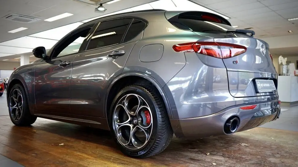 Alfa Romeo Stelvio 2.0 T AWD Veloce uit 2020, foto 7