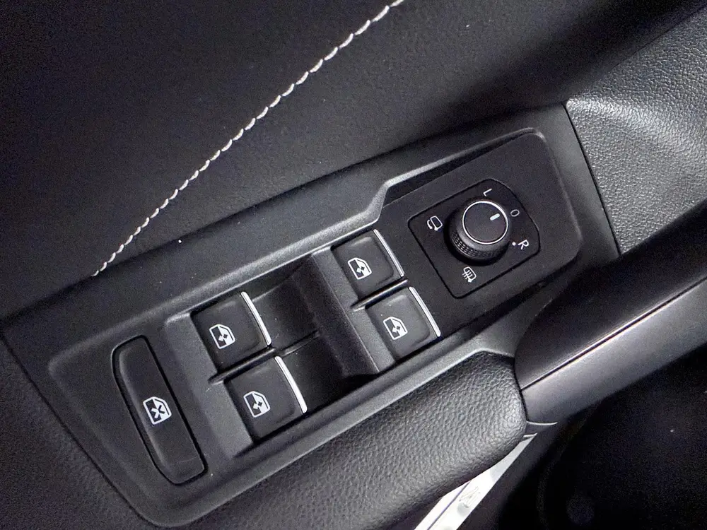 Volkswagen Tiguan 1.4 TSI eHybrid R-Line Business+ | Trekhaa uit 2022, foto 17