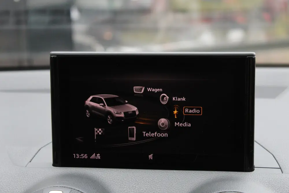 Audi Q2 30 TFSI Sport Pro Line uit 2019, foto 14