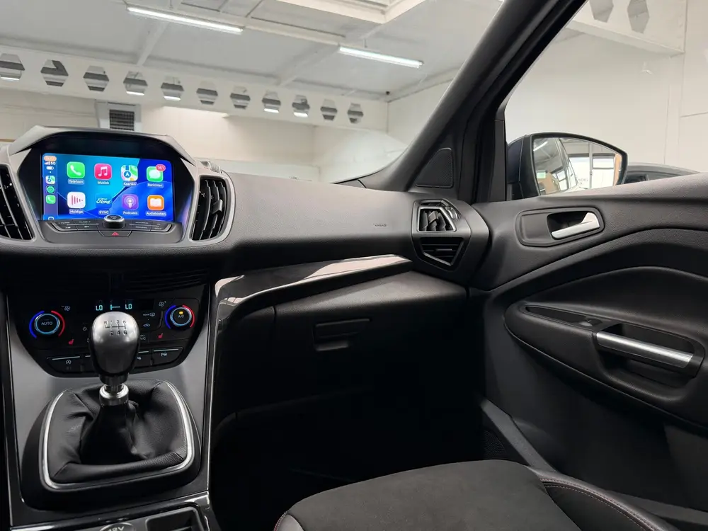 Ford Kuga 1.5 EcoBoost ST Line Apple carplay Navi Pdc uit 2019, foto 9