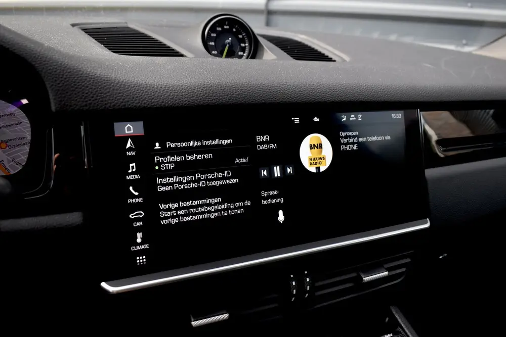 Porsche Cayenne Cayenne Coupé 3.0 E-Hybrid Sport Chrono | Pano | 36 uit 2020, foto 12