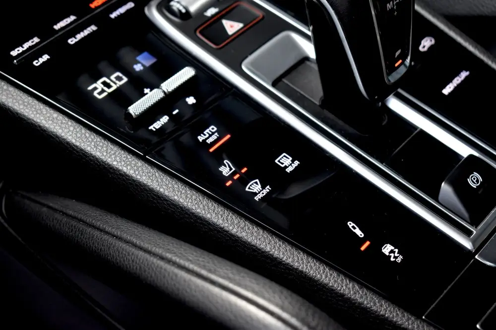 Porsche Cayenne Cayenne Coupé 3.0 E-Hybrid Sport Chrono | Pano | 36 uit 2020, foto 19