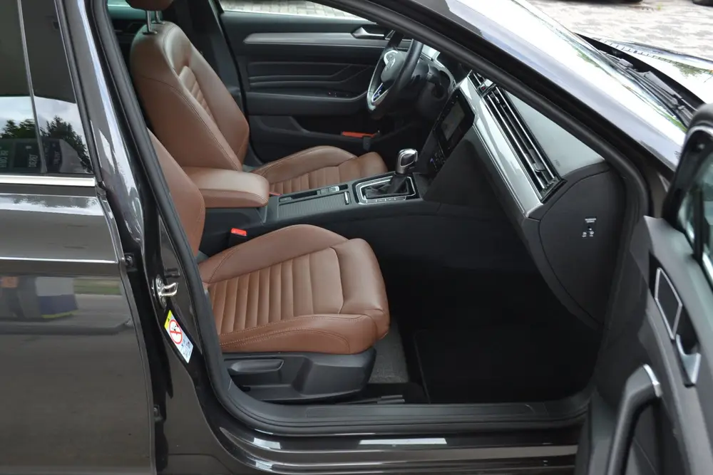 Volkswagen Passat Variant 1.4 TSI PHEV GTE SOH 94.93% Panora uit 2022, foto 16