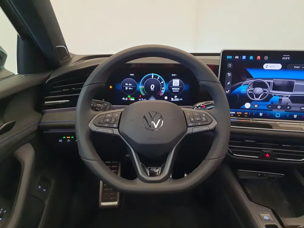 Volkswagen Passat Variant 1.5 eHybrid 272pk R-Line Edition P uit 2025, foto 15