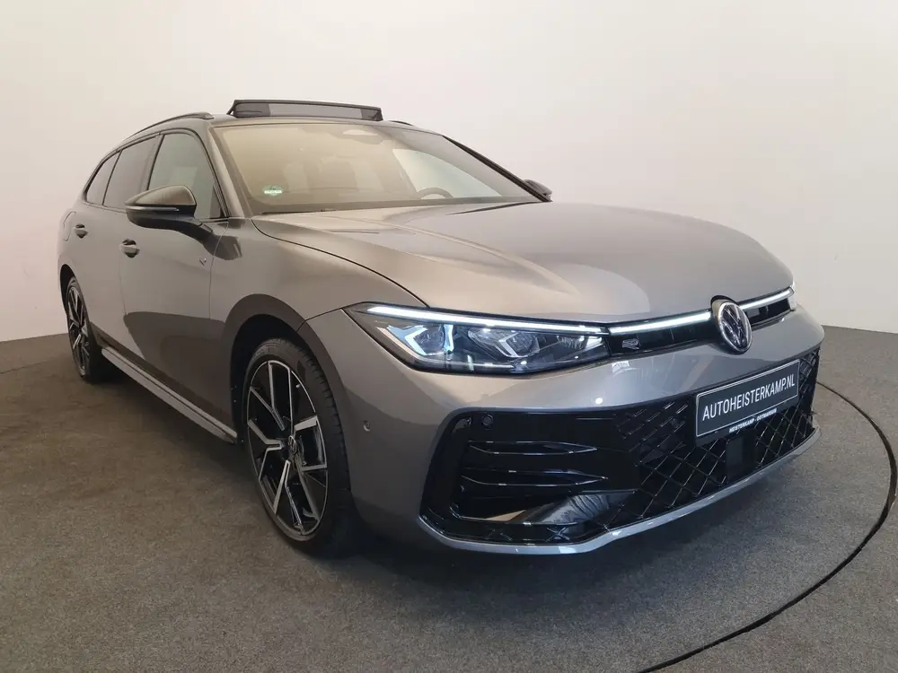 Volkswagen Passat Variant 1.5 eHybrid 272pk R-Line Edition P uit 2025, foto 5