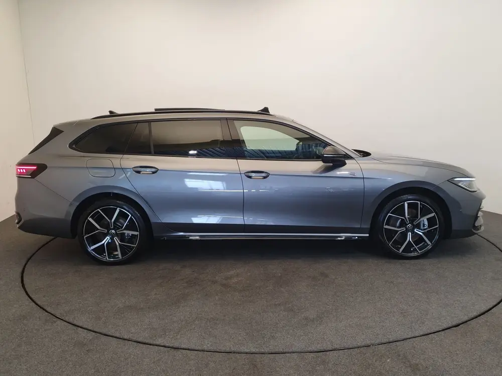 Volkswagen Passat Variant 1.5 eHybrid 272pk R-Line Edition P uit 2025, foto 6
