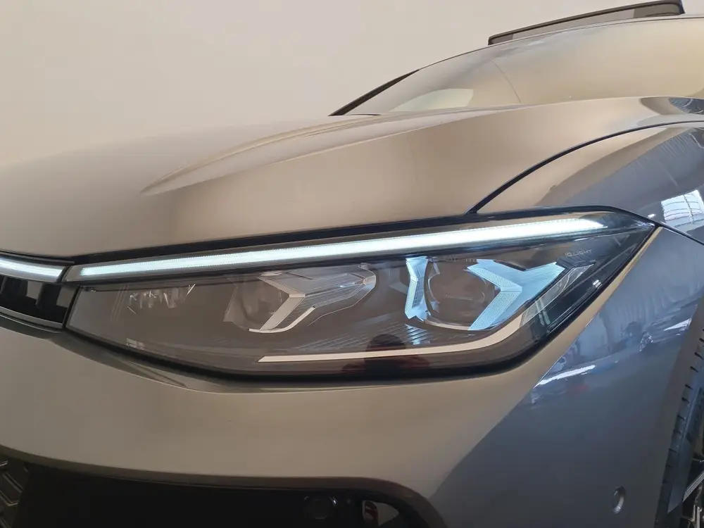 Volkswagen Passat Variant 1.5 eHybrid 272pk R-Line Edition P uit 2025, foto 9