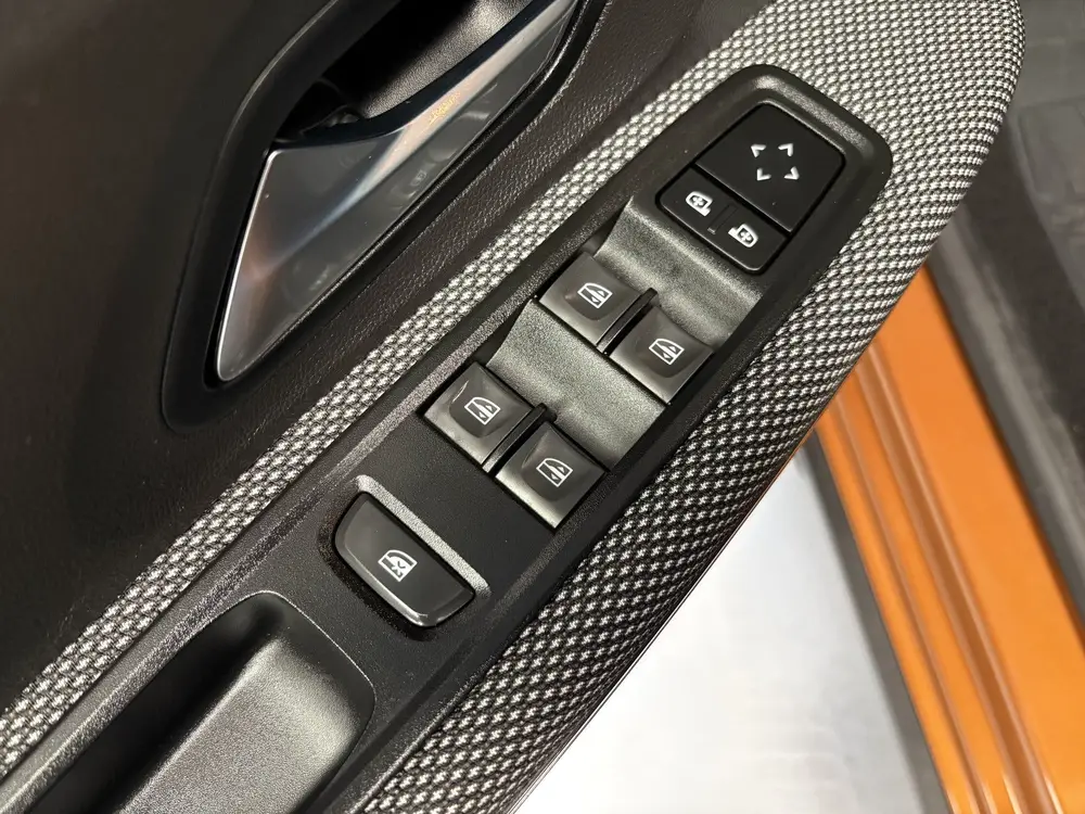 Dacia Sandero 1.0 TCe 90 Comfort Camera uit 2021, foto 11