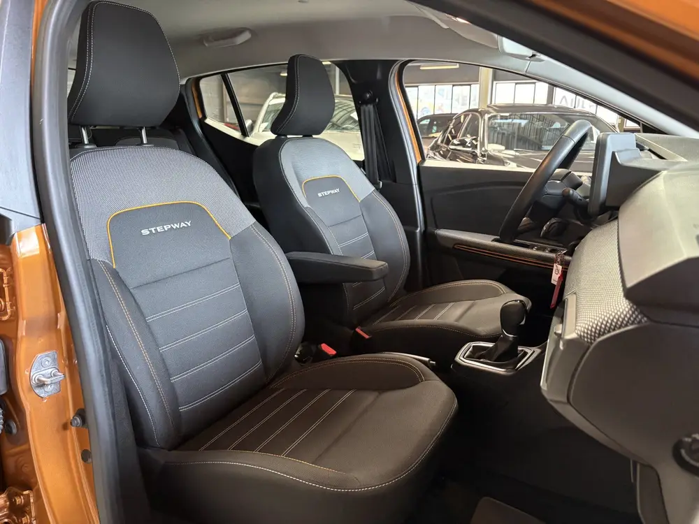 Dacia Sandero 1.0 TCe 90 Comfort Camera uit 2021, foto 18
