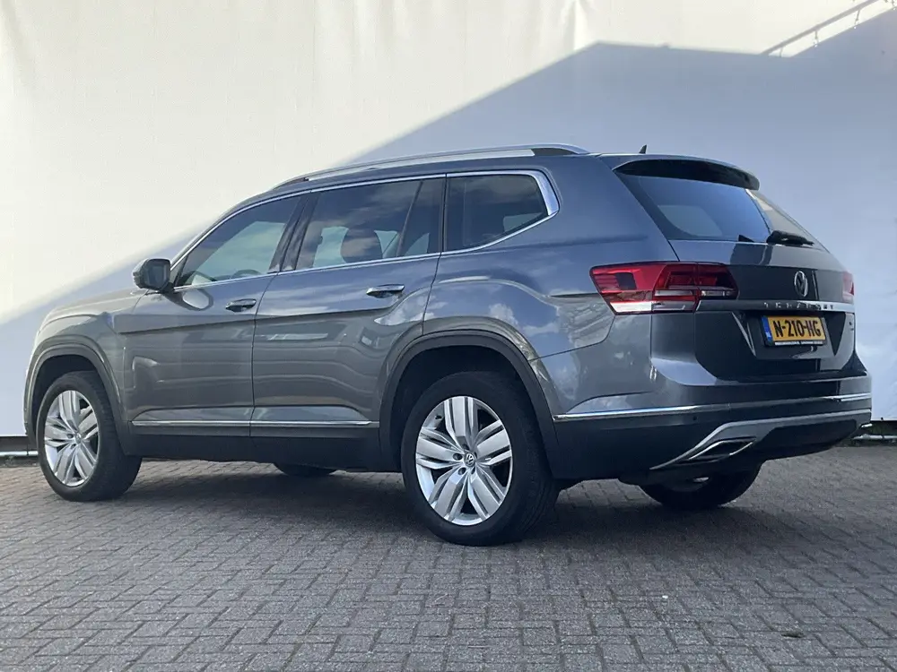 Volkswagen Tiguan Allspace 7-Pers Teramont 3.6 VR6 277pk Pan uit 2019, foto 2