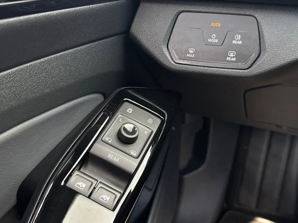 Volkswagen ID.4 Pure 52 kWh 170pk NAVI/PDC/CARPLAY uit 2021, foto 19