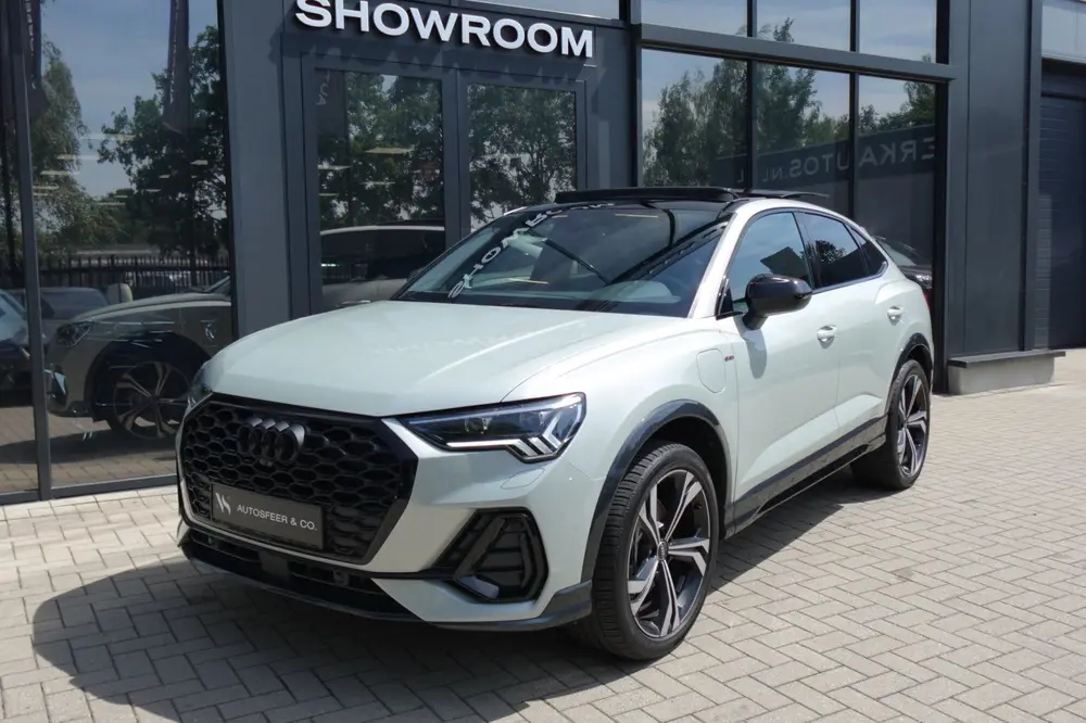 Audi Q3 45 TFSI e S-line PANO MATRIX CAMERA VOL uit 2022, foto 9