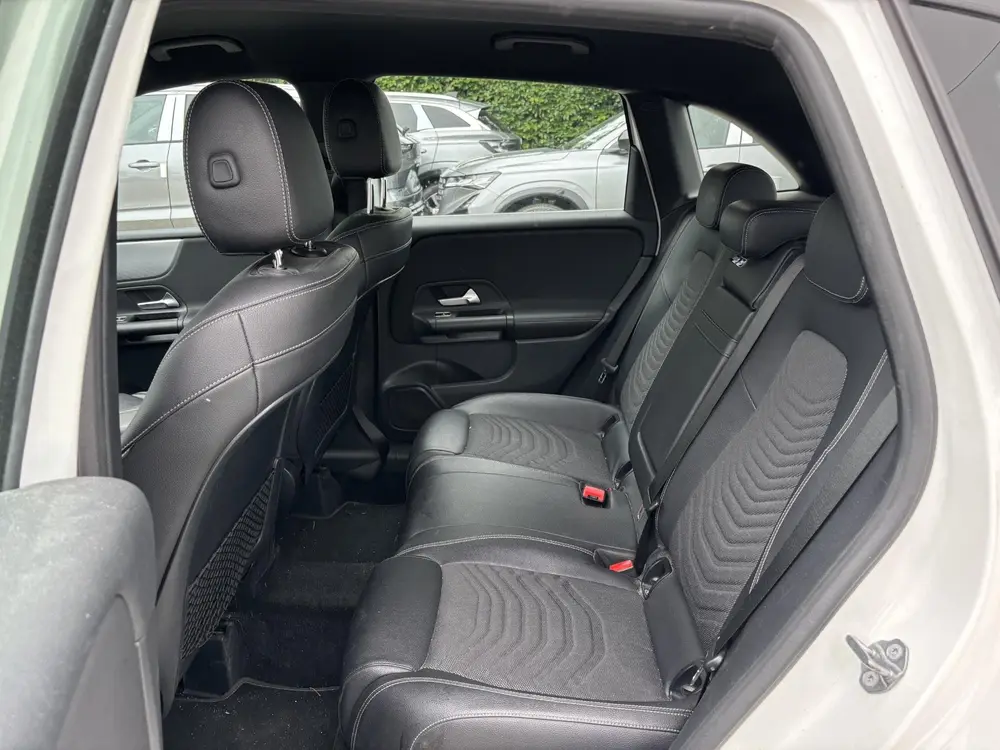 Mercedes-Benz B-Klasse 180 Business Solution uit 2019, foto 8