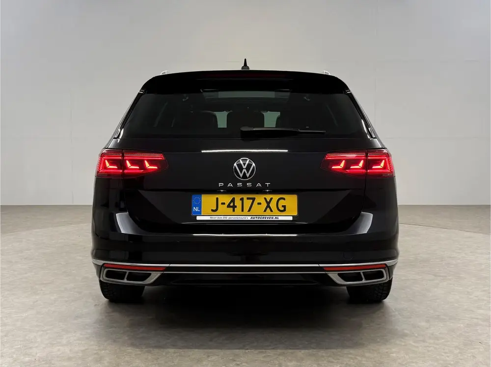 Volkswagen Passat 1.5 TSI R-Line | Virtual | Camera | IQ Lig uit 2020, foto 8