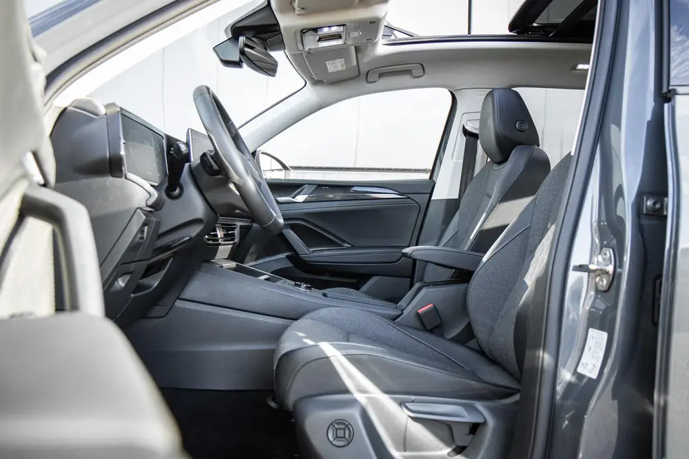 Volkswagen Tiguan 1.5 eTSI 150pk DSG Life Edition | Panorama uit 2025, foto 18
