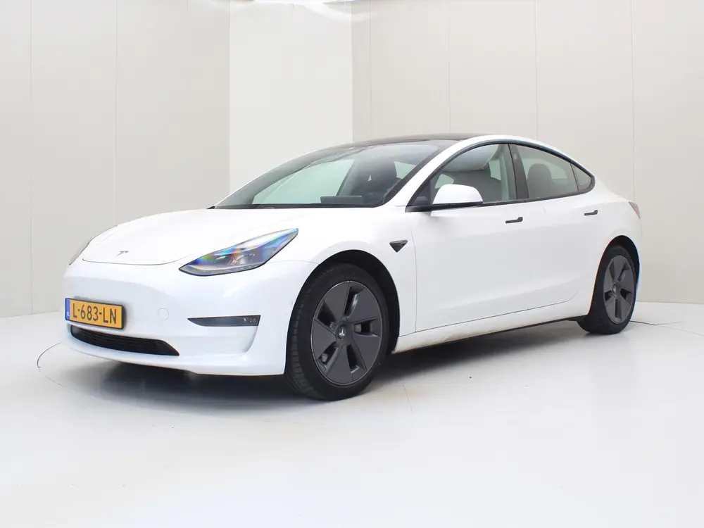 Tesla Model 3 Long-Range AWD 351pk 75 kWh 98.9% SoH FACE uit 2021