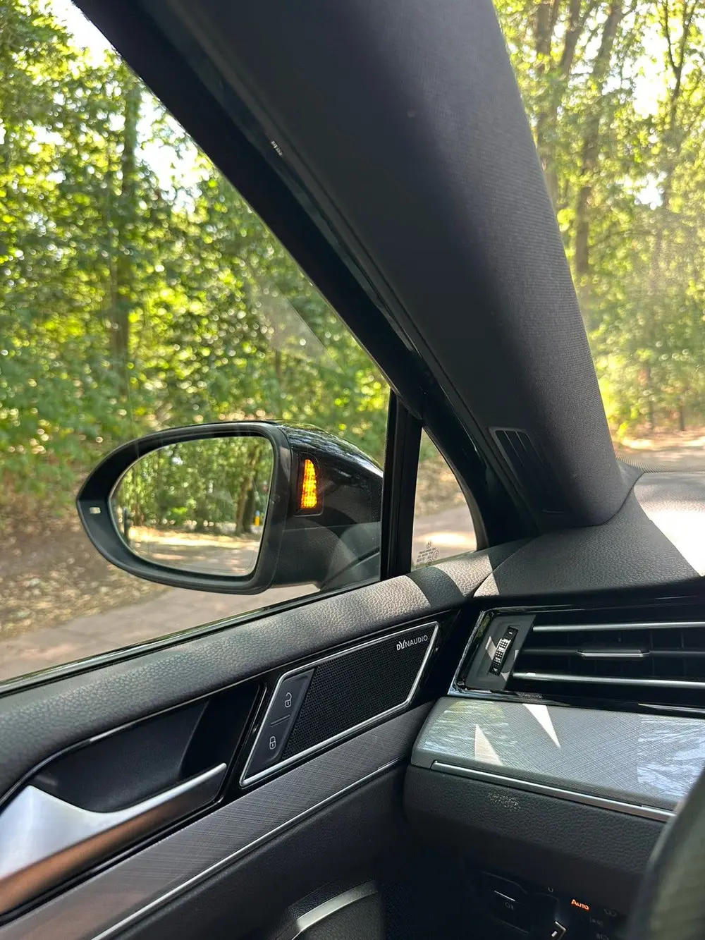 Volkswagen Passat Variant Passat GTE | Pano | Dynaudio | HUD | 360° | DCC | Trekhaak uit 2020, foto 18