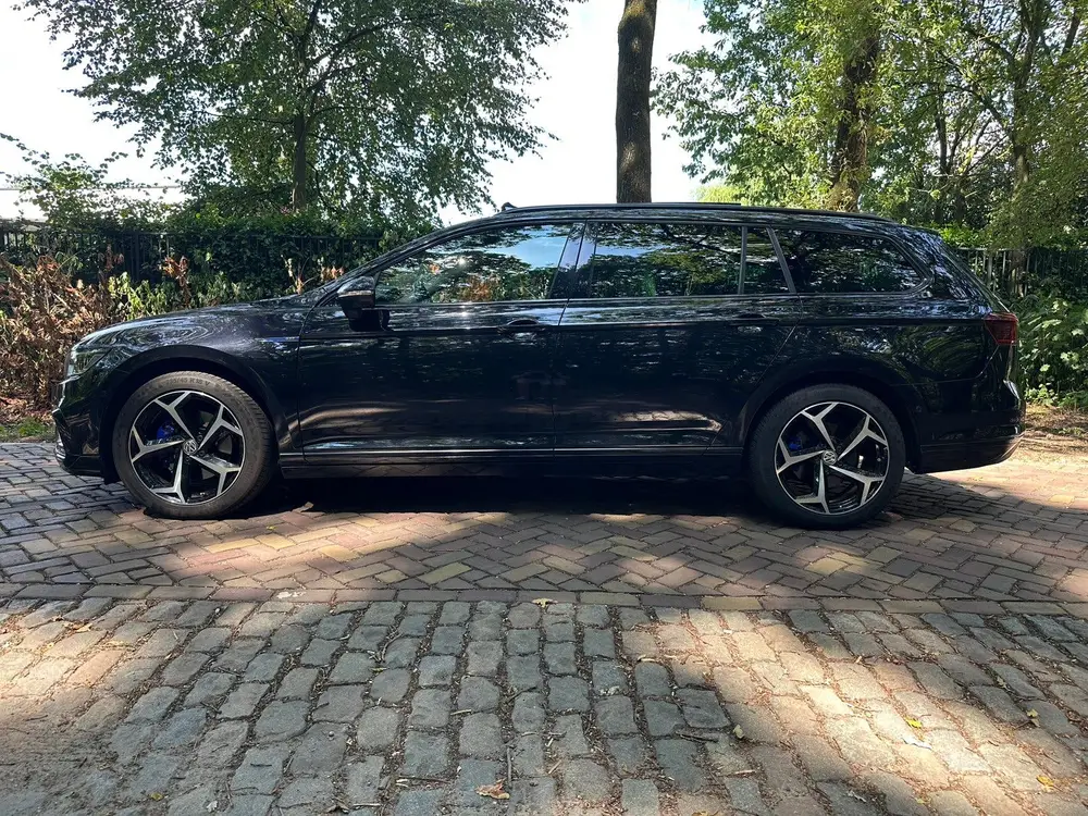 Volkswagen Passat Variant Passat GTE | Pano | Dynaudio | HUD | 360° | DCC | Trekhaak uit 2020, foto 2