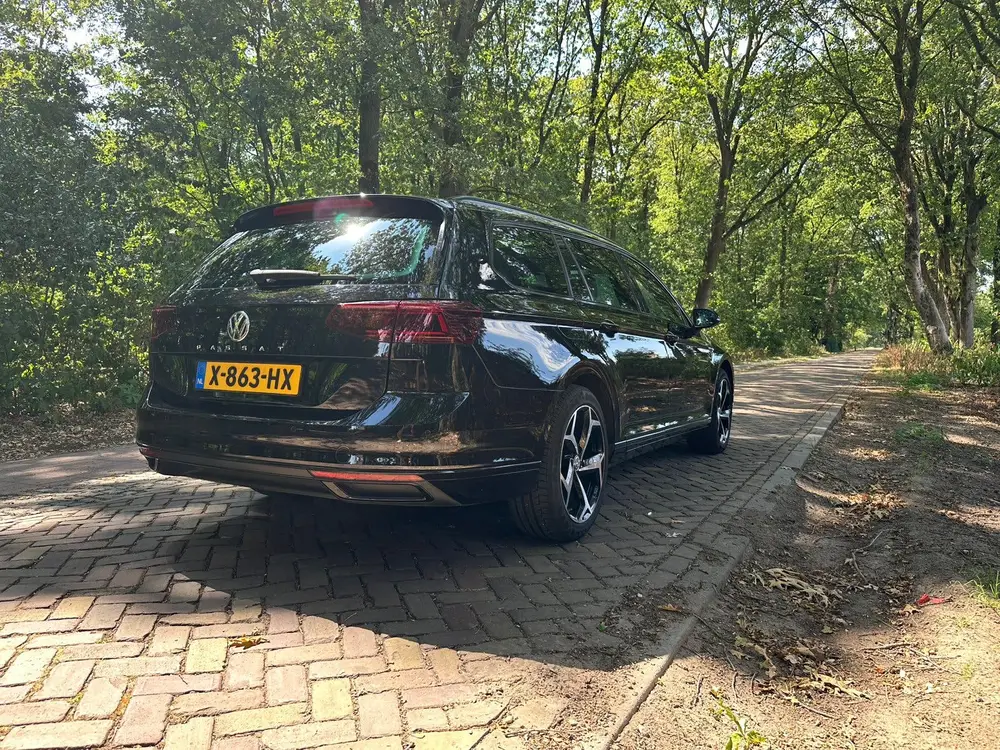 Volkswagen Passat Variant Passat GTE | Pano | Dynaudio | HUD | 360° | DCC | Trekhaak uit 2020, foto 5