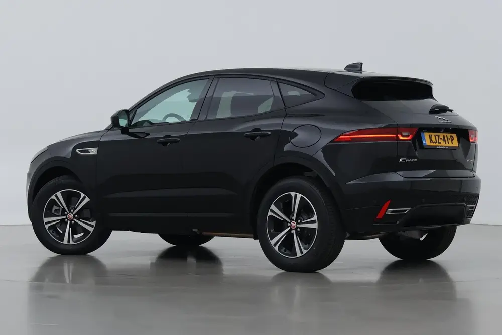 Jaguar E-Pace P300e R-Dynamic S | ACC | Panoramadak | Memory uit 2026, foto 2