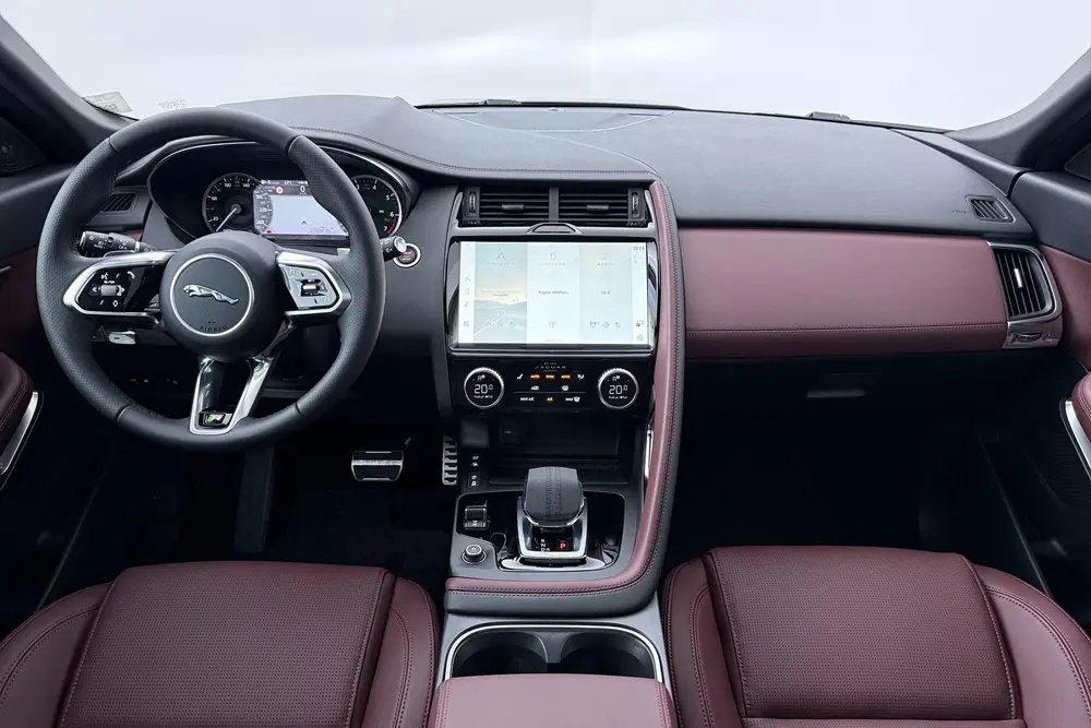 Jaguar E-Pace P300e R-Dynamic S | ACC | Panoramadak | Memory uit 2026, foto 4