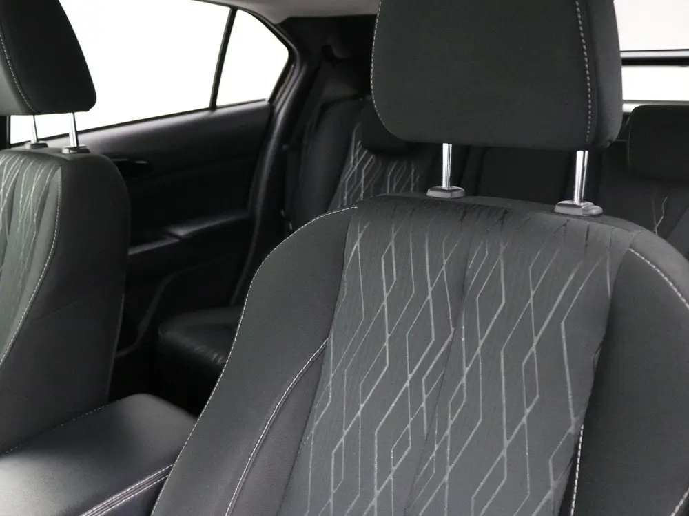 Mitsubishi Eclipse Cross 1.5 DI-T First Edition / Automaat / uit 2019, foto 15