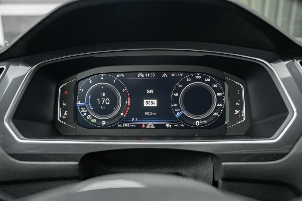Volkswagen Tiguan Allspace 1.5 TSI Highline Business R 7p. uit 2021, foto 15