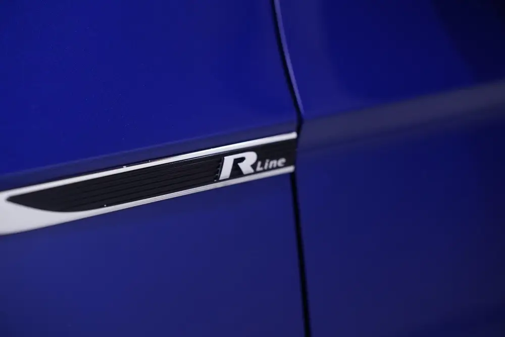 Volkswagen Passat Variant 1.5 TSI R-Line Business + NAP IQ.L uit 2022, foto 8