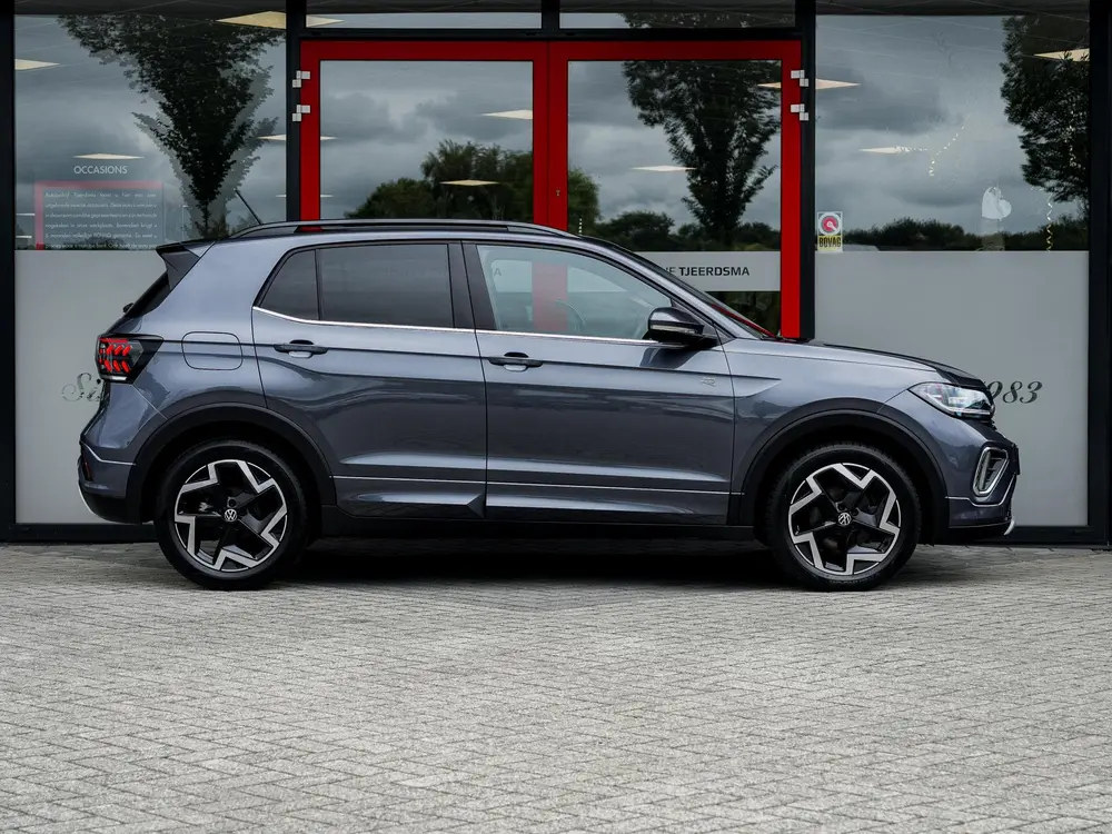Volkswagen T-Cross 1.5 TSI R-Line Edition | IQ Light | Matri uit 2025, foto 10