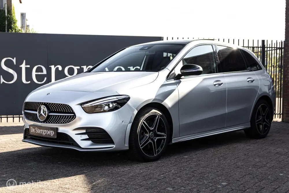 Mercedes-Benz B-Klasse 250 e Business Solution AMG Limited uit 2021