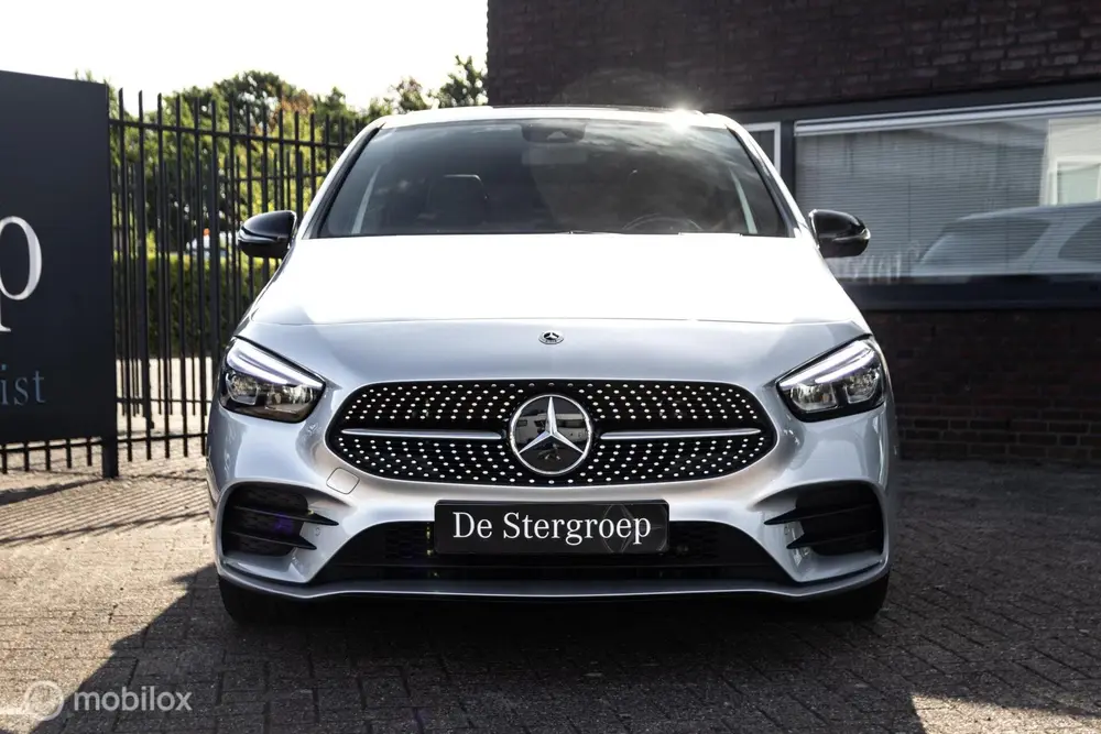 Mercedes-Benz B-Klasse 250 e Business Solution AMG Limited uit 2021, foto 3
