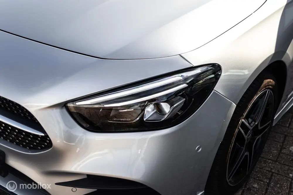 Mercedes-Benz B-Klasse 250 e Business Solution AMG Limited uit 2021, foto 4