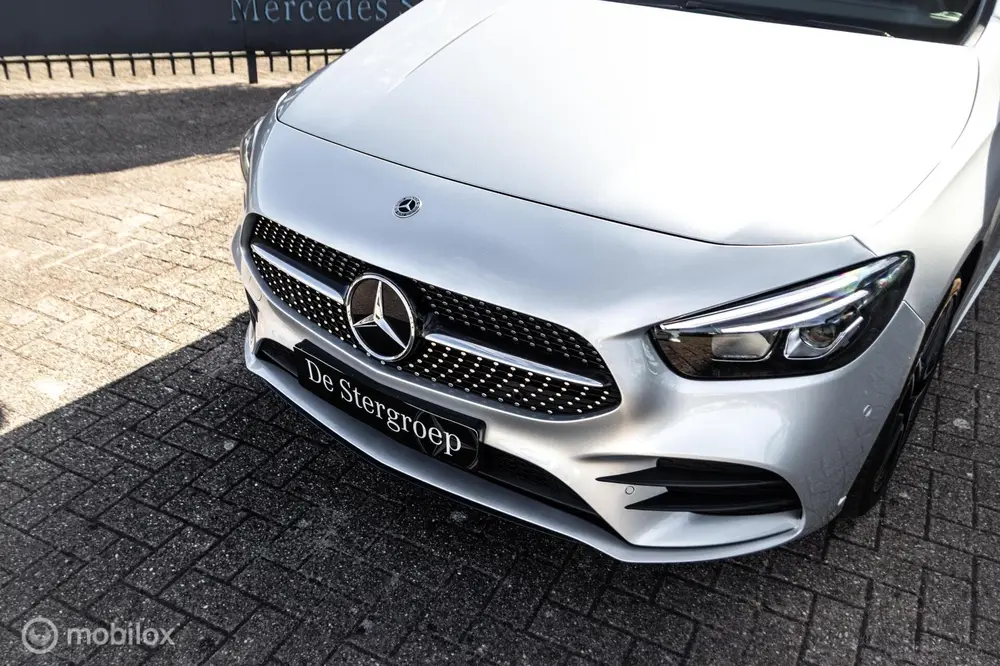 Mercedes-Benz B-Klasse 250 e Business Solution AMG Limited uit 2021, foto 5
