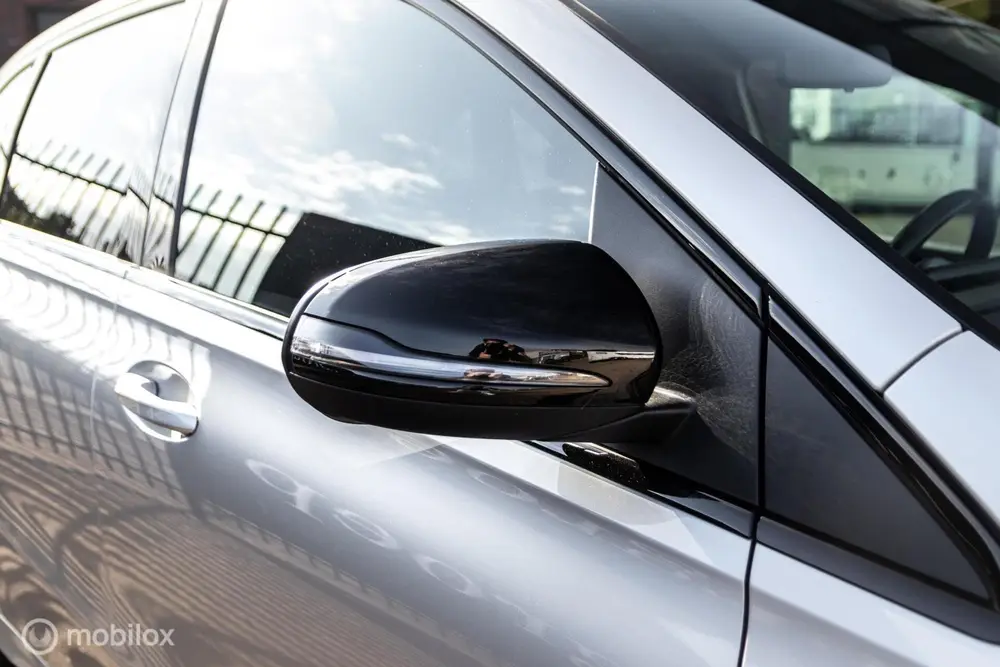 Mercedes-Benz B-Klasse 250 e Business Solution AMG Limited uit 2021, foto 9