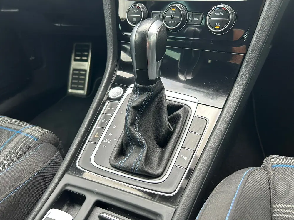 Volkswagen GOLF 1.4 TSI PHEV GTE Virtual/LED/AdaptiveCruise uit 2020, foto 16