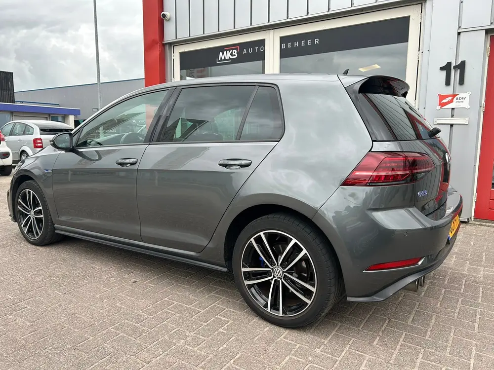 Volkswagen GOLF 1.4 TSI PHEV GTE Virtual/LED/AdaptiveCruise uit 2020, foto 6