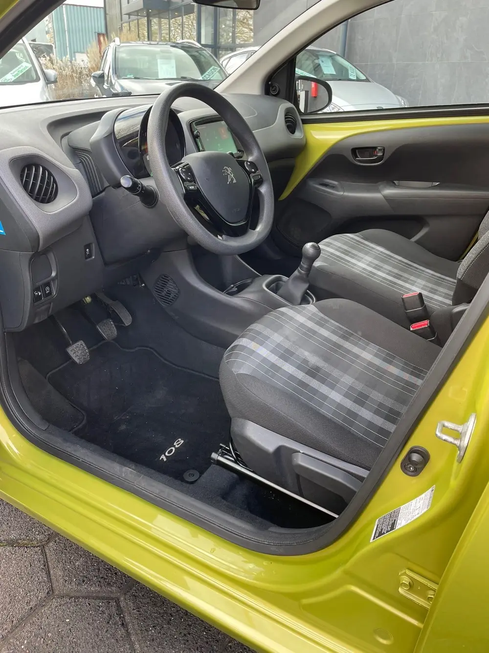 Peugeot 108 1.0 e-VTi Active uit 2019, foto 7