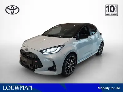 Toyota Yaris 1.5 Hybrid 130 GR Sport + (bj 2025 uit 2025