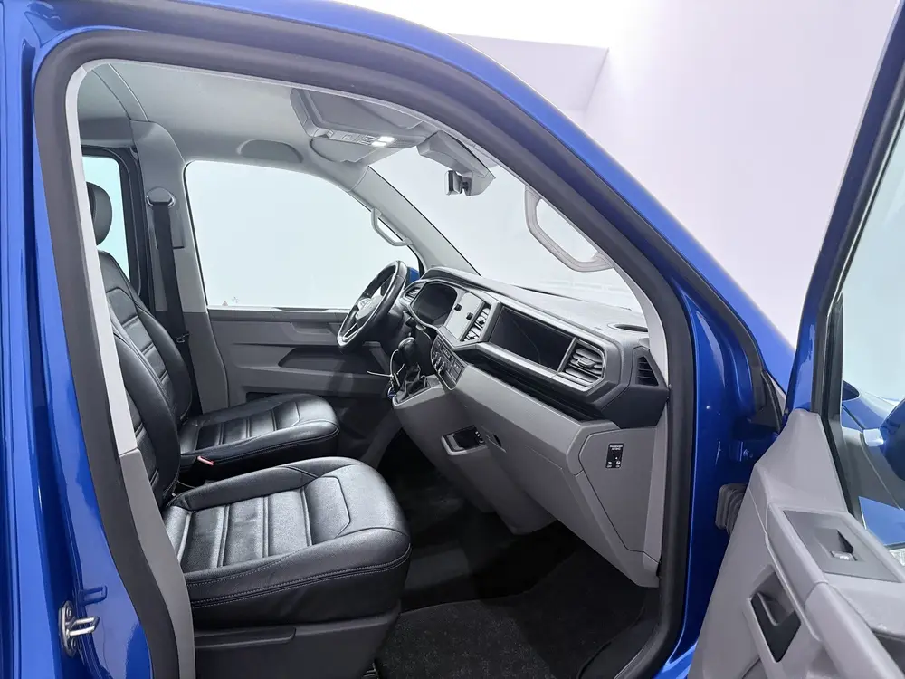 Volkswagen Transporter 2.0 TDI L2H1 30 DC uit 2020, foto 6